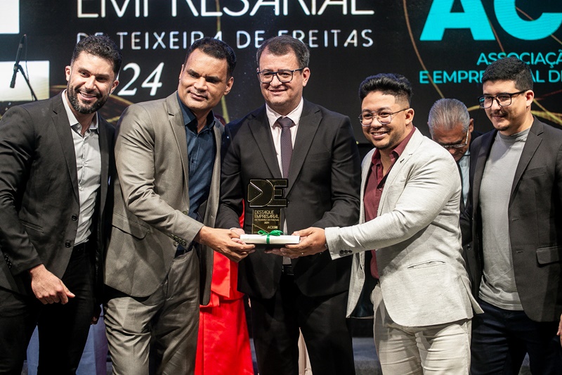 Adsoft celebra mais um Prêmio Destaque Empresarial com reconhecimento 